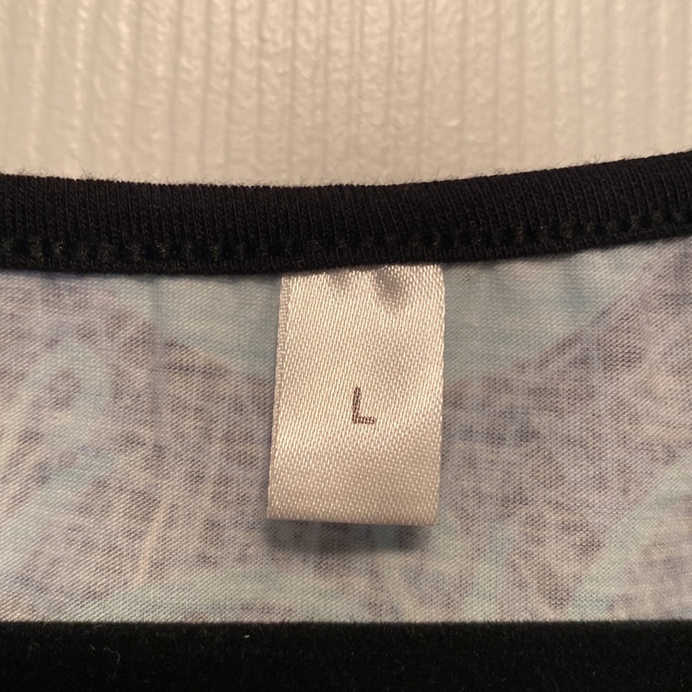 NWOT Multicolor Top…size L - Picture 3 of 4